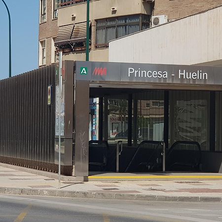 Acogedor Apartamento En Malaga Playa Eksteriør billede